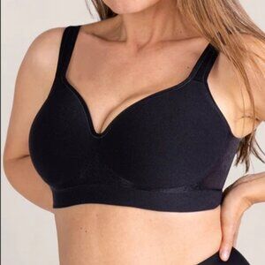 Shapermint Everyday Empower Contour Wireless Bra